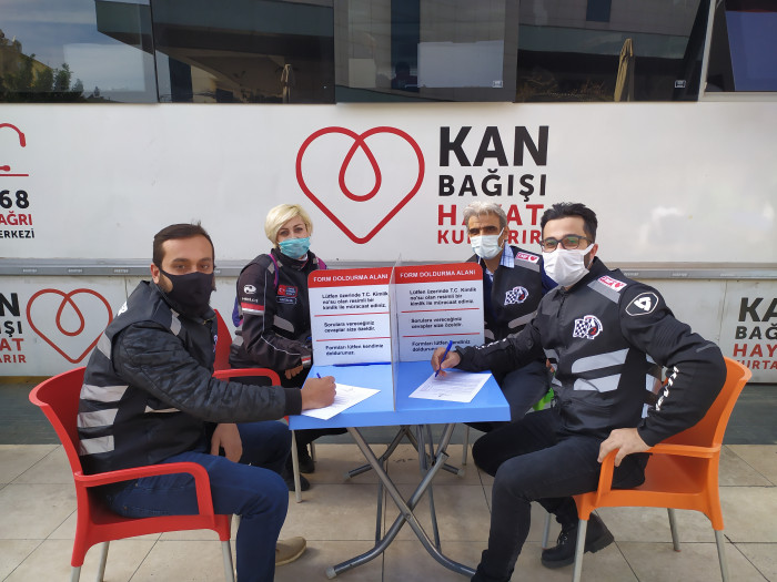  a2teker Spor Kulübü, ‘'1 Kan 3 Can” Projesi kapsamında Türk Kızılay’ına kan bağışında buluştu. 