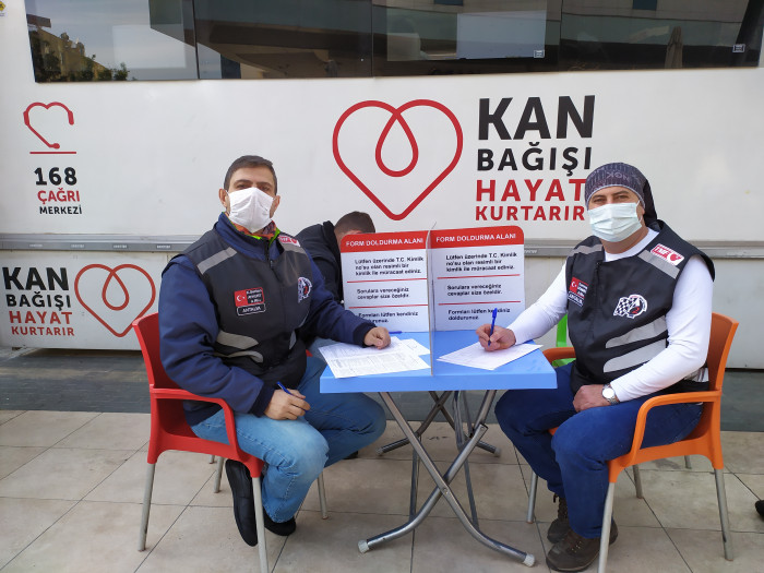  a2teker Spor Kulübü, ‘'1 Kan 3 Can” Projesi kapsamında Türk Kızılay’ına kan bağışında buluştu. 