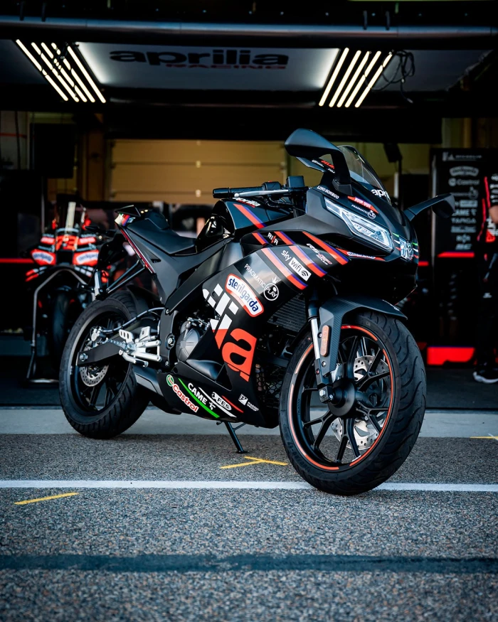 Aprilia&rsquo;nın Yeni Fiyat Listesi Konuşuluyor: Haklı Artış mı, Fazla mı?