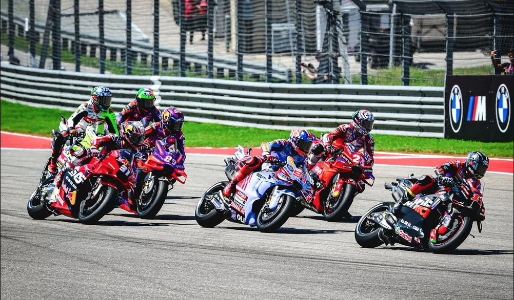 MotoGP Amerika GP: Vinales On Birinciliğe Düştüğü Yarışta Galibiyeti Aldı, Marquez Lider Giderken Düştü