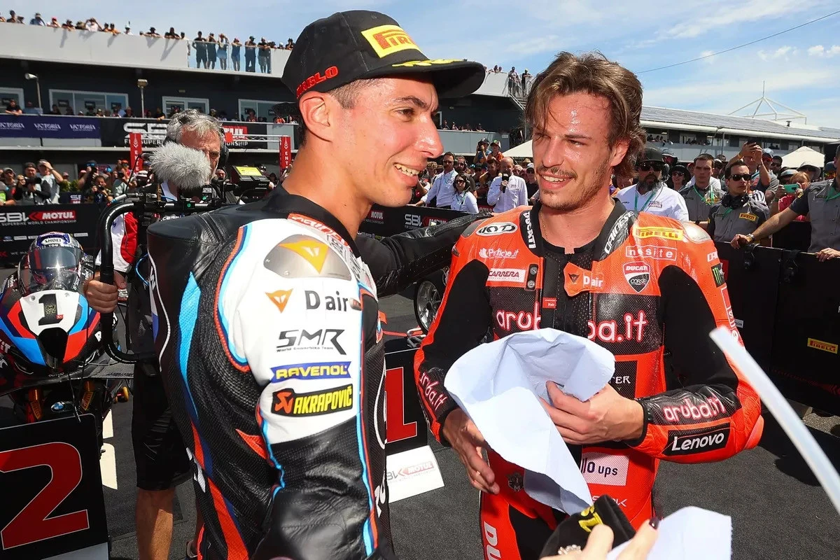 Toprak Razgatlıoğlu, Bulega rekabetinin neden ka&ccedil;ınılmaz olduğunu anlattı