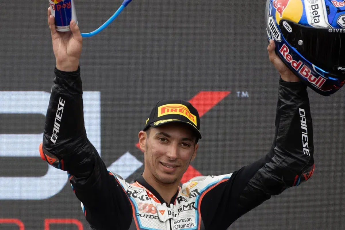 Toprak Razgatlıoğlu Magny-Cours’ta rekor peşinde: Tarih yazabilir