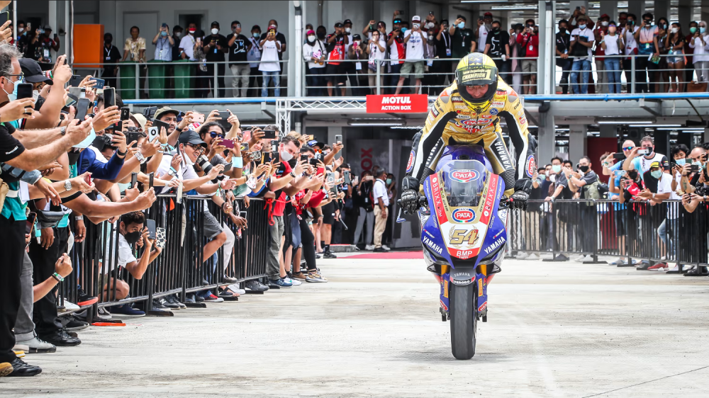 Toprak Razgatlıoğlu Yamaha'dan Ayrılıp BMW Takımında Yarışacak