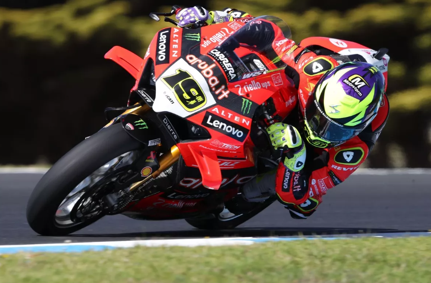 WSBK Assen 1. antrenman seansı: Bautista zirvede, Toprak takipte!